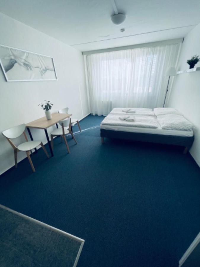 Apartmany Bryksova Πράγα Εξωτερικό φωτογραφία