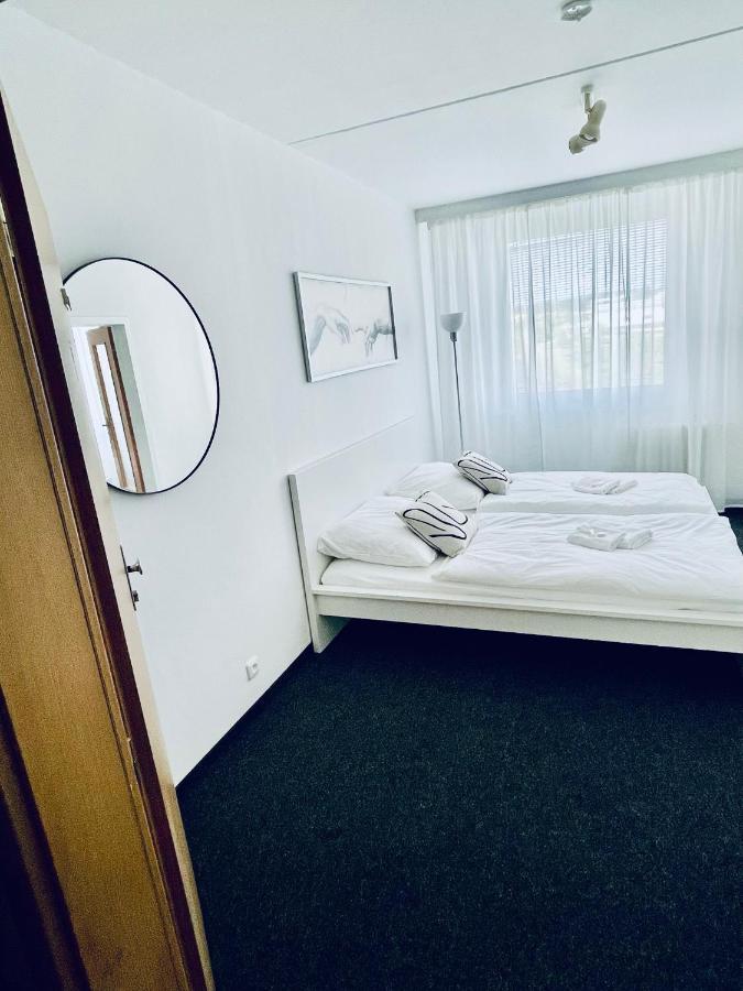 Apartmany Bryksova Πράγα Εξωτερικό φωτογραφία